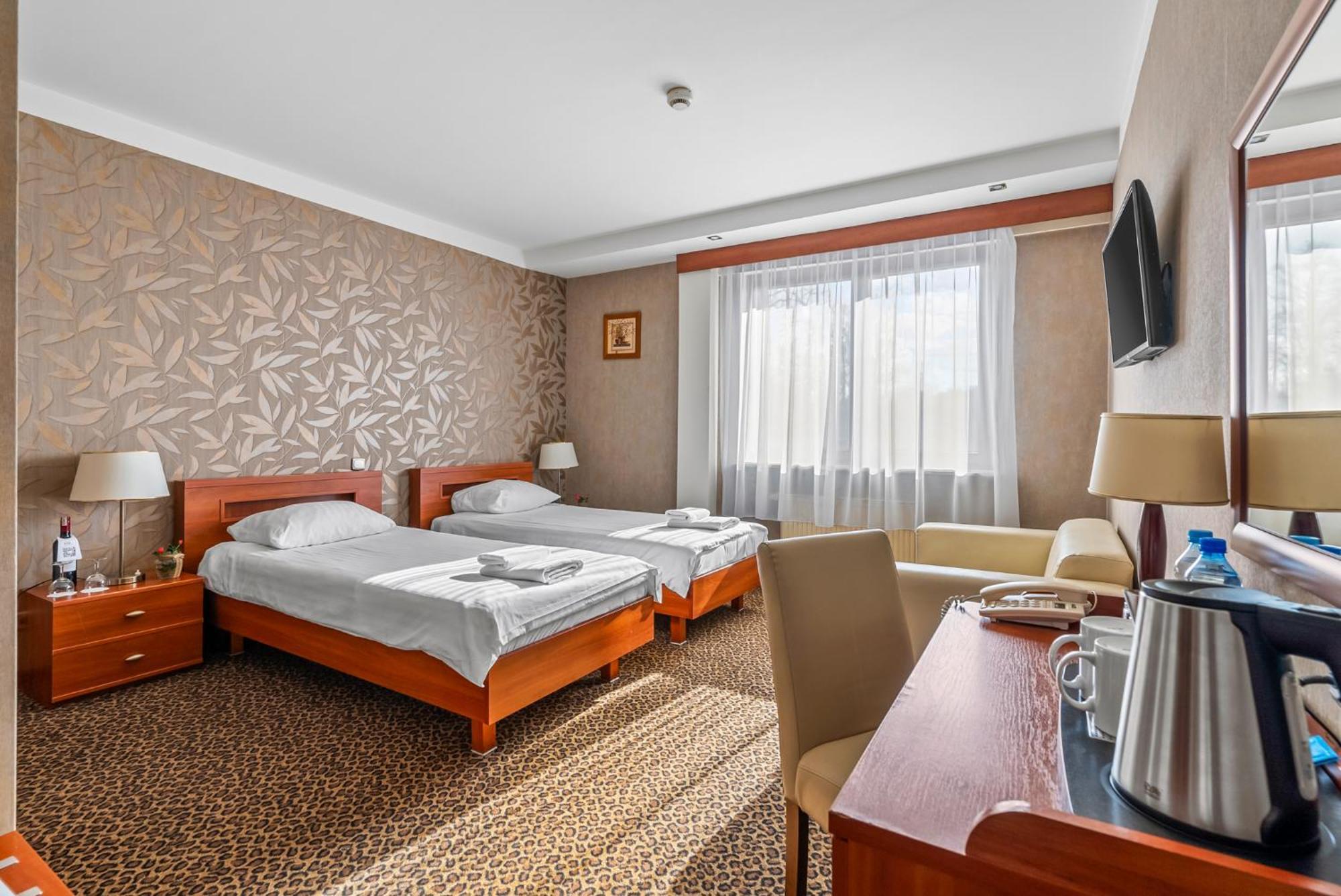Hotel Diament Vacanza Katowice - Siemianowice Siemianowice Slaskie Exterior photo