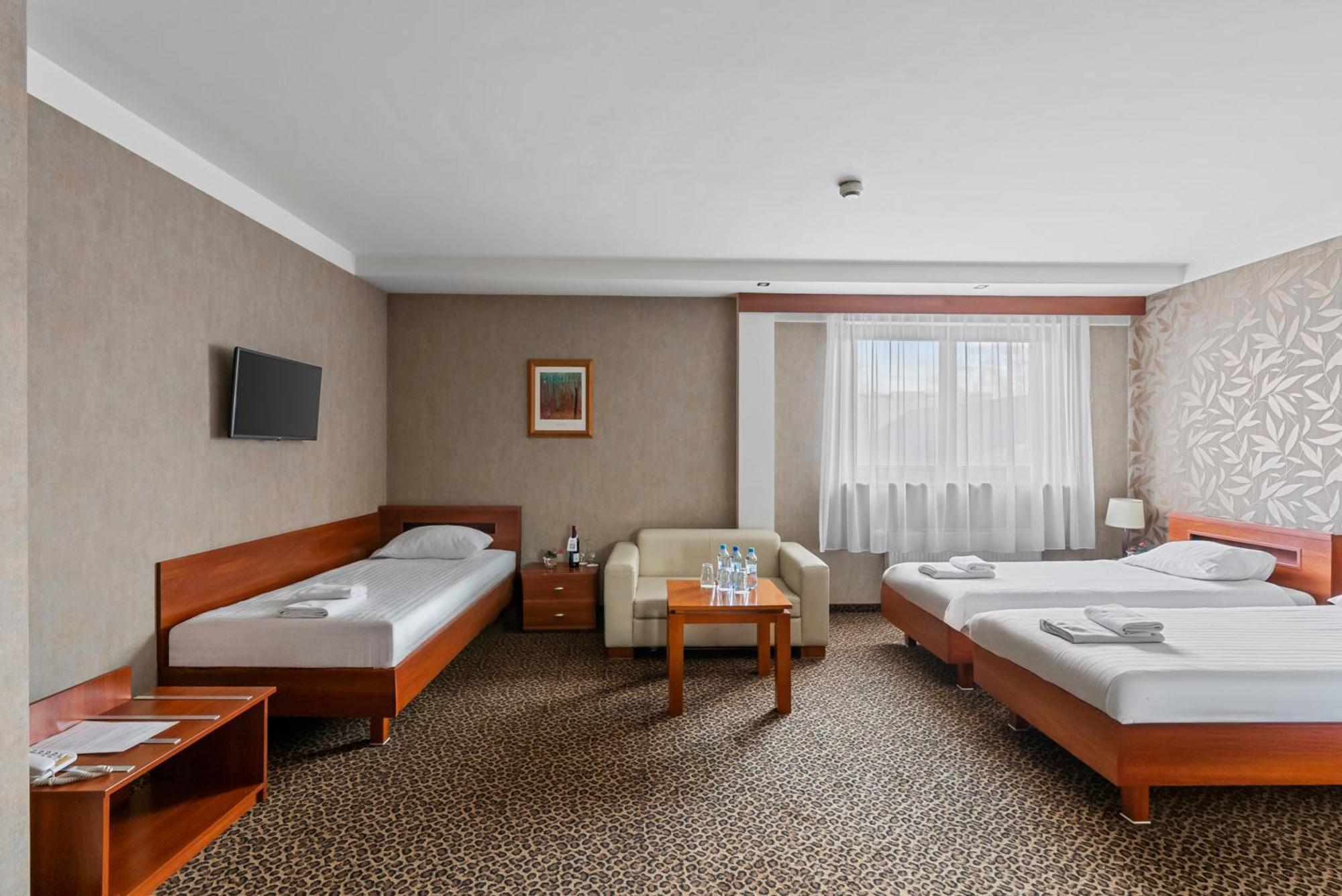 Hotel Diament Vacanza Katowice - Siemianowice Siemianowice Slaskie Exterior photo